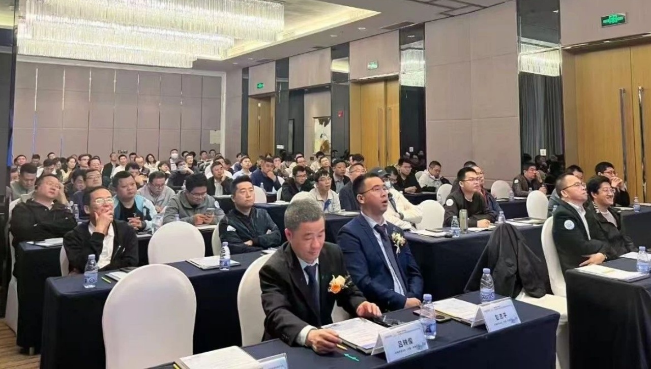 1743385556932373.jpg 1743385556932373.jpg